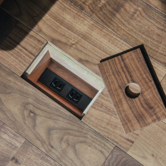 隠しコンセント