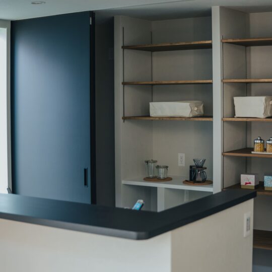 パントリーとなり