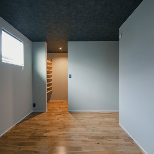 天井黒のクロス