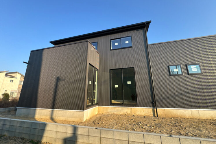 【現場レポート】W様邸 外壁板金工事／浜松市中央区