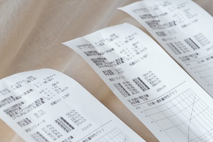 【実測データ大公開】「C値0.2」を叩き出すDAITOKUの気密測定と高気密を支える施工の工夫