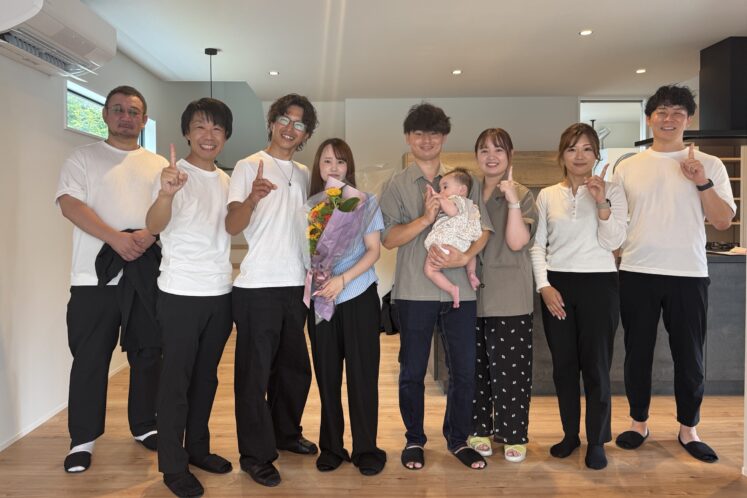 笑顔いっぱいのお引渡し式！T様 おめでとうございます！